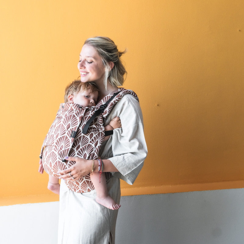 Neko Switch Mocha toddler carrier