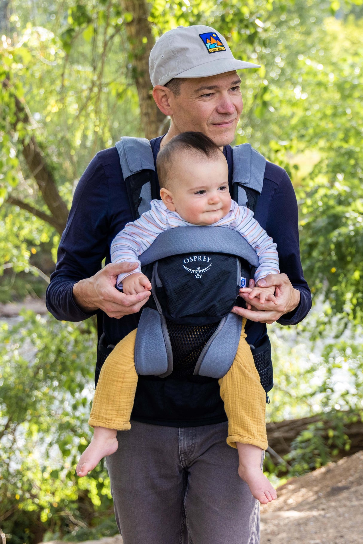 Shop Osprey Poco Soft Child Carrier LT - Black at Babymaxi