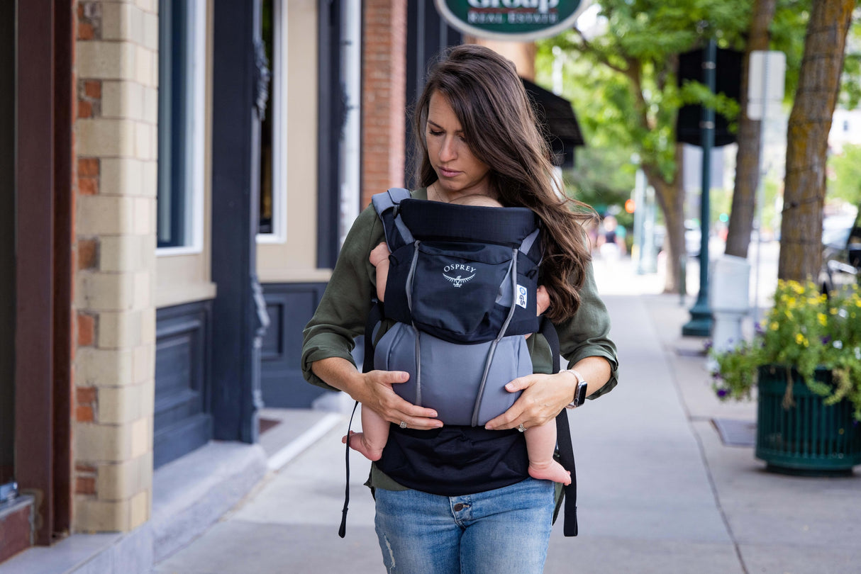 Shop Osprey Poco Soft Child Carrier LT - Black at Babymaxi