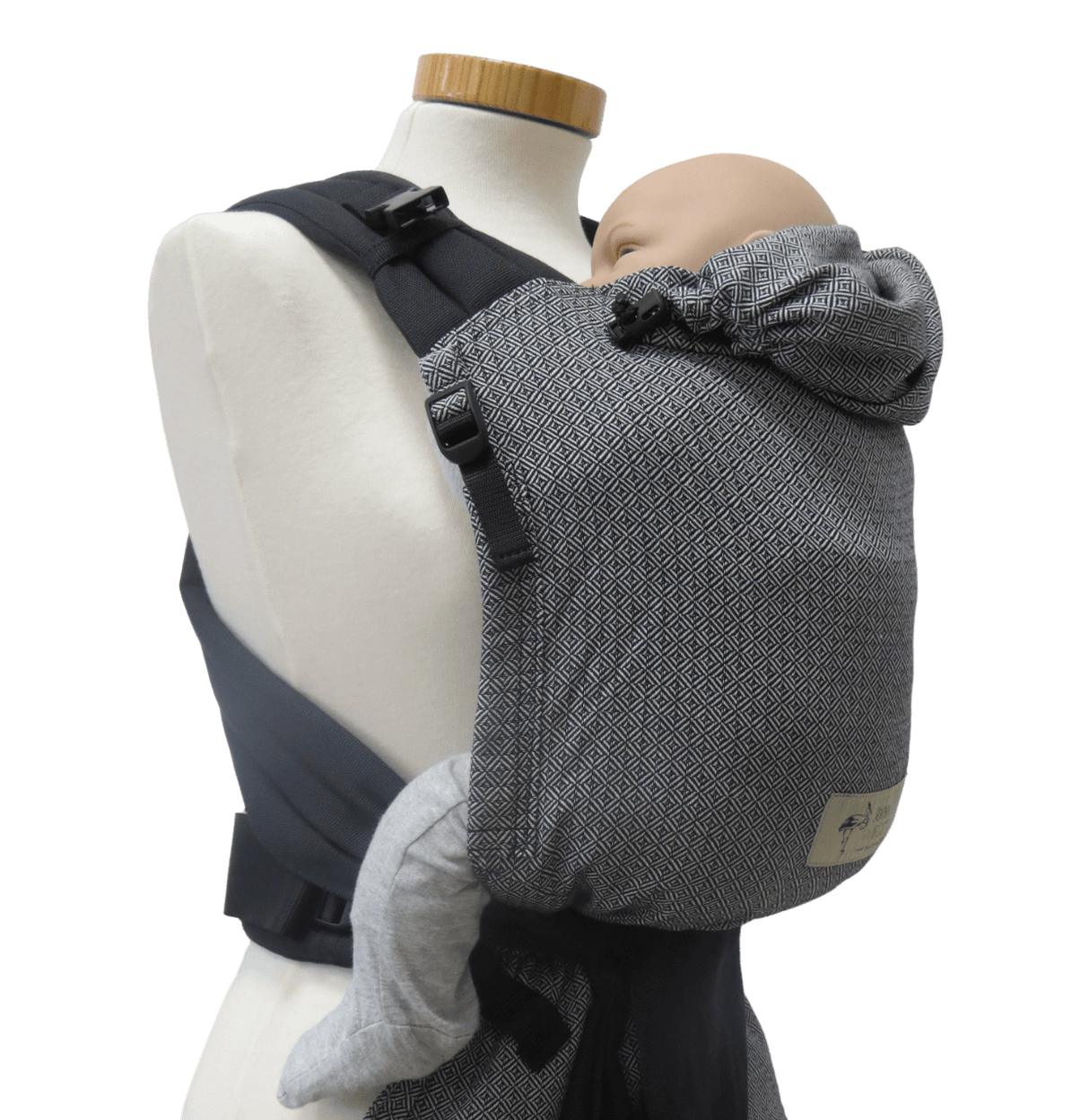 Storchenwiege Talemo Half-Buckle Baby Carrier - Leo Black White with adjustable straps and baby cuddled close | Babymaxi