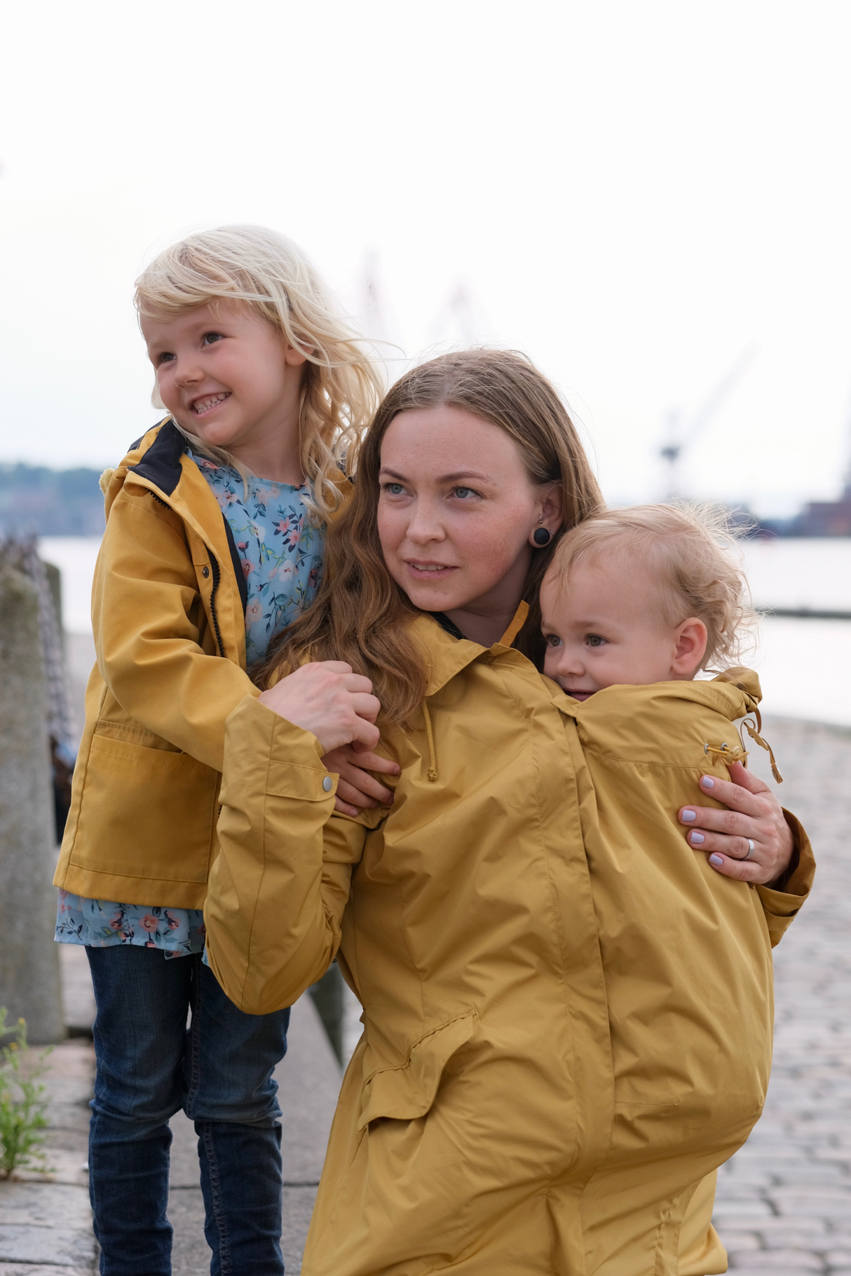Mamalila Dublin Manteau de Portage – Mustard