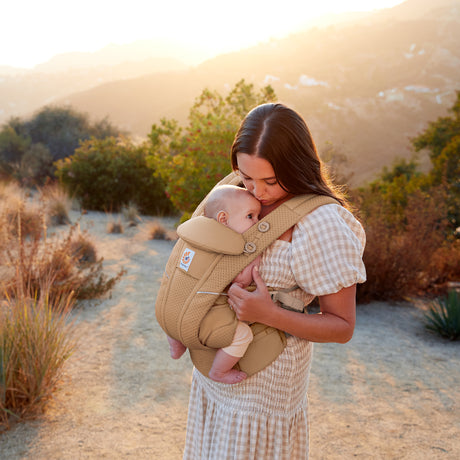 Shop Ergobaby Ergobaby Omni Breeze - Camel Brown at Babymaxi