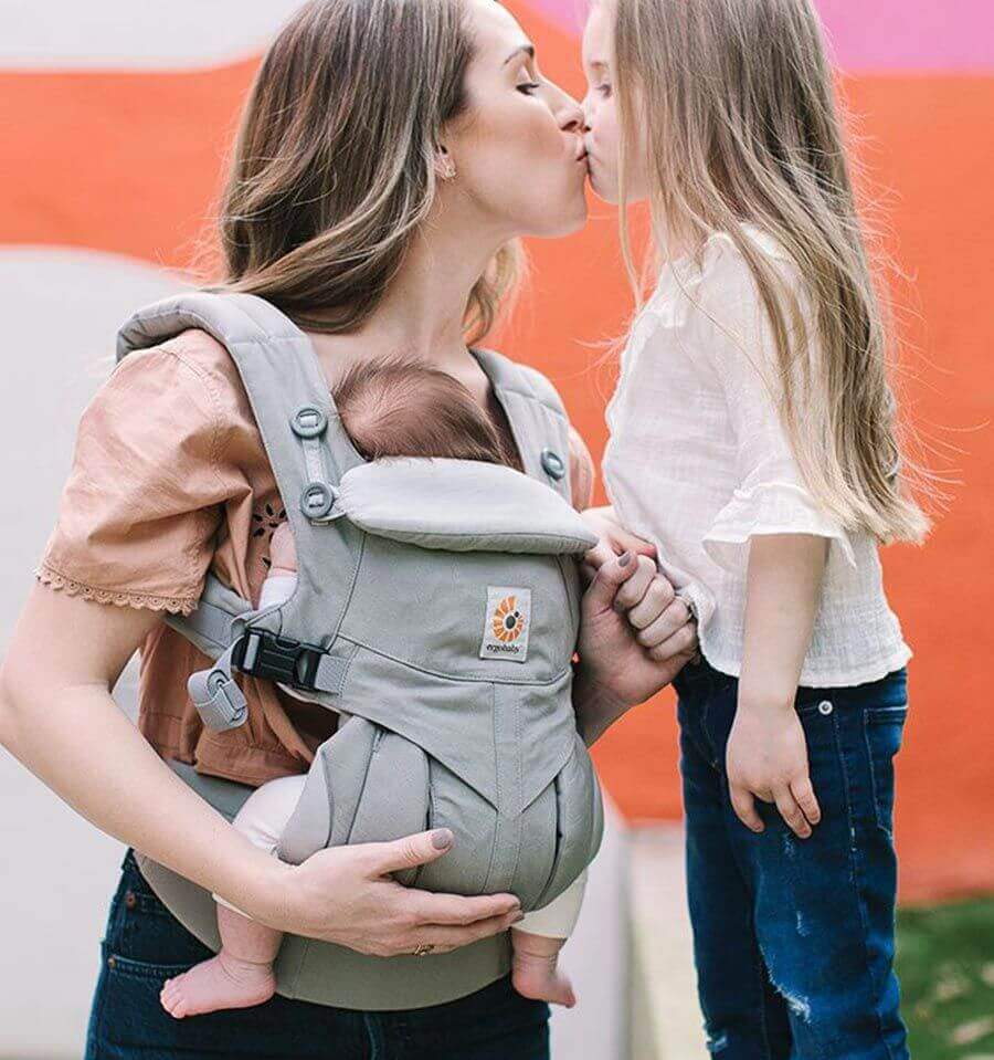 Baby carrier: Ergobaby Omni Classic Cotton Carrier - Pearl Grey