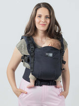 Isara The One - Noire ergonomic baby carrier with adjustable straps, perfect for all body types | Babymaxi