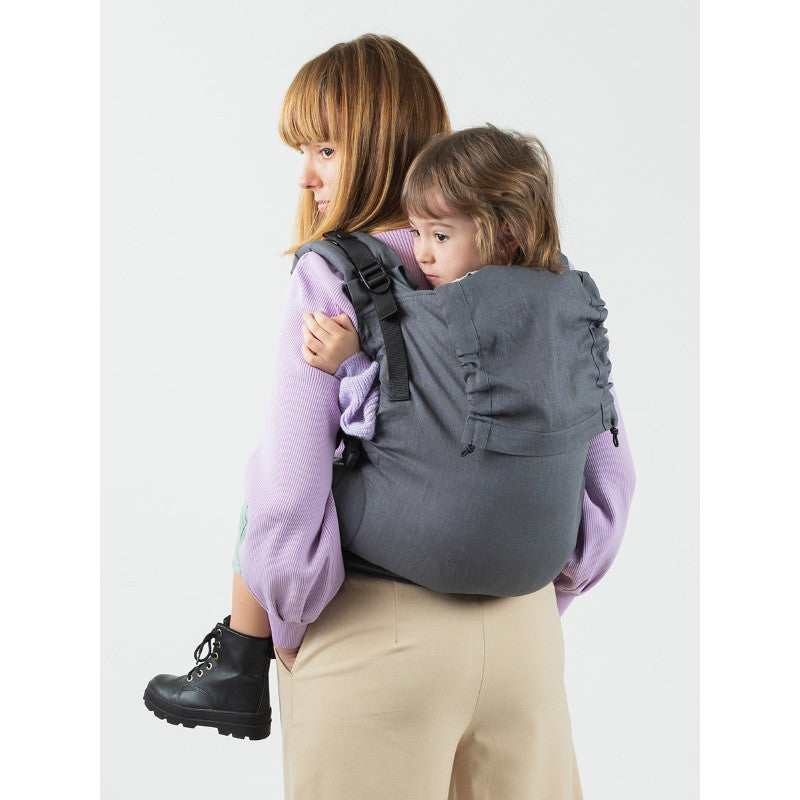 Shop Isara Isara Preschooler Full Buckle - Graphite Linen at Babymaxi