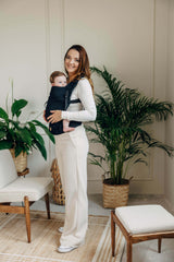 LennyLamb LennyLight - Ebony Black baby carrier with adjustable features, mom carrying baby comfortably | Babymaxi