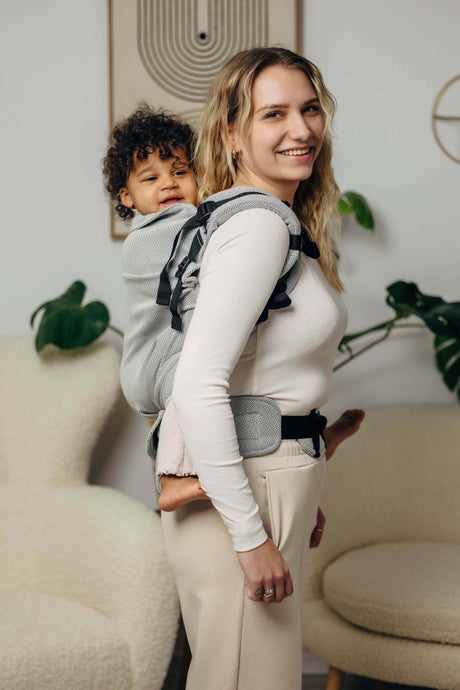 LennyLamb LennyPreschool (up to 30kg) - Little Herringbone Grey adjustable carrier for toddlers and preschoolers | Babymaxi