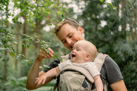 Shop Osprey Poco Soft Child Carrier LT - Tan Concrete at Babymaxi