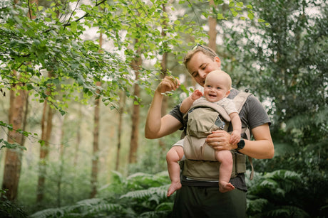 Shop Osprey Poco Soft Child Carrier LT - Tan Concrete at Babymaxi