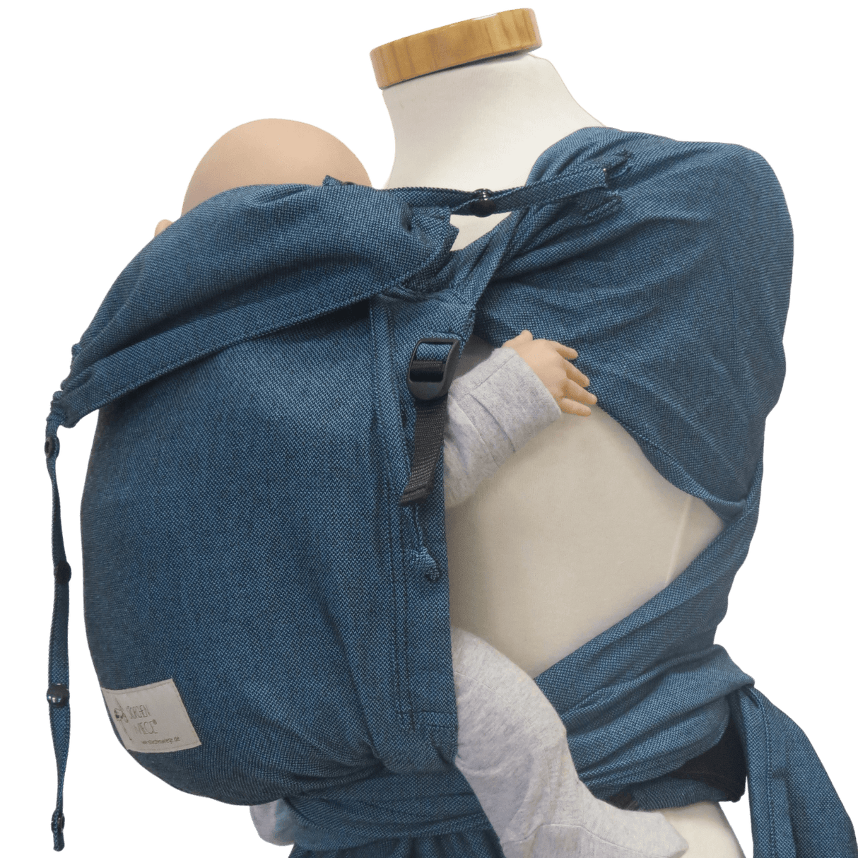 Storchenwiege Bondima Wrap Baby Carrier - Turquoise on mannequin, showing ergonomic design and comfort for baby carrier | Babymaxi