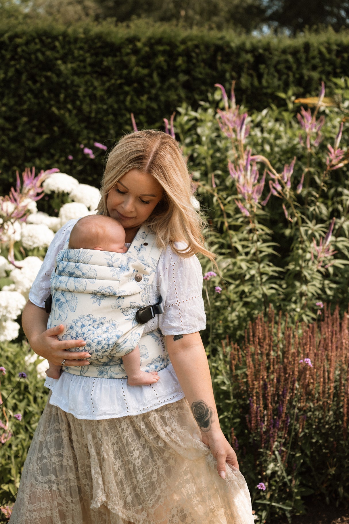 Nomad Pure Organic - Blue Hydrangea